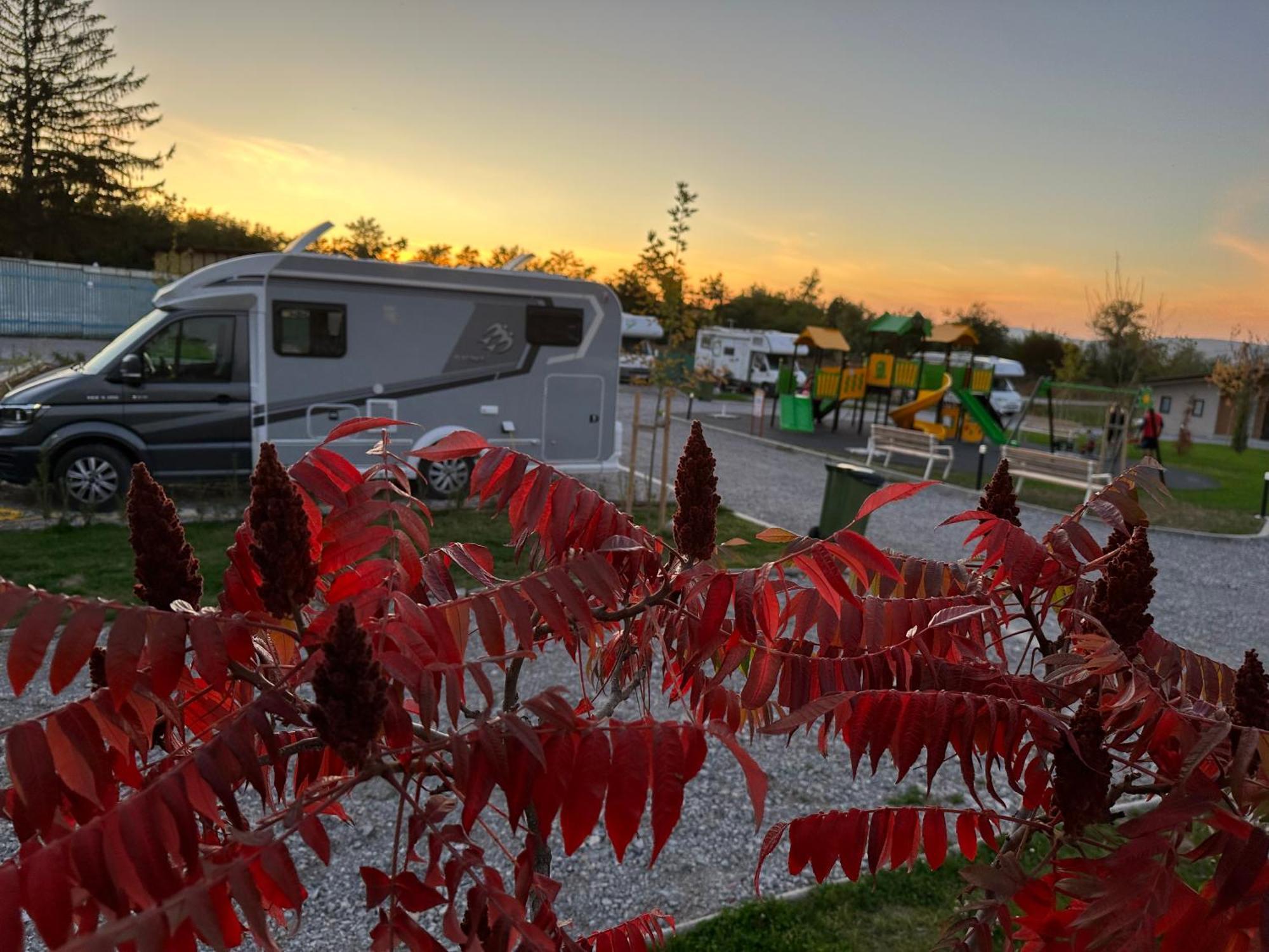 7 Lakes Camping Sapareva Banya Eksteriør billede