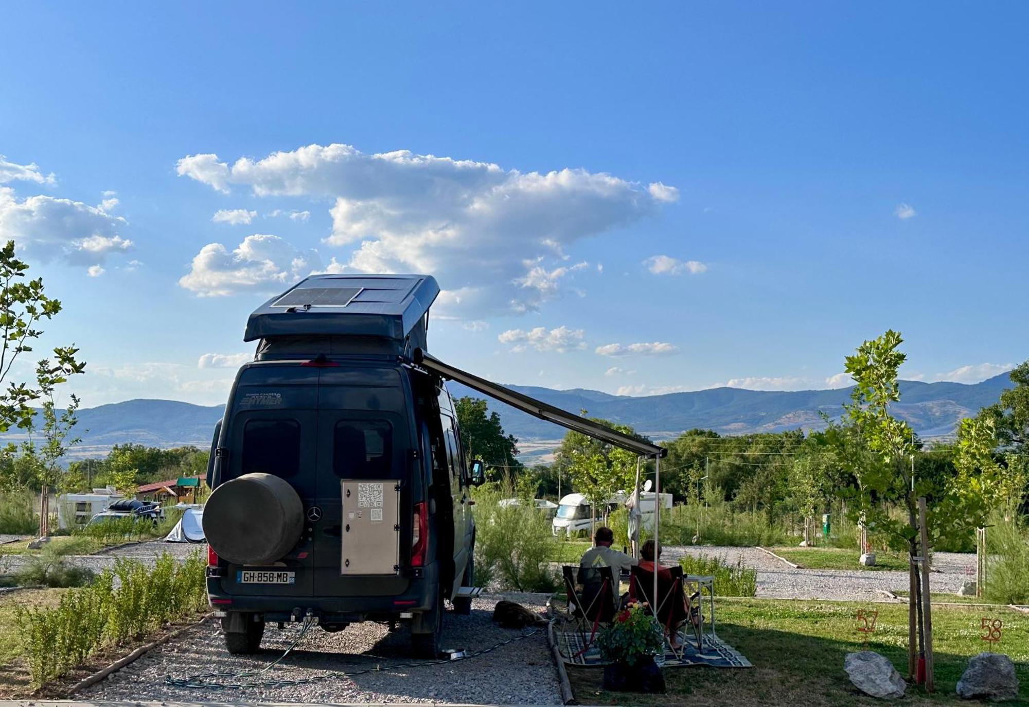 7 Lakes Camping Sapareva Banya Eksteriør billede